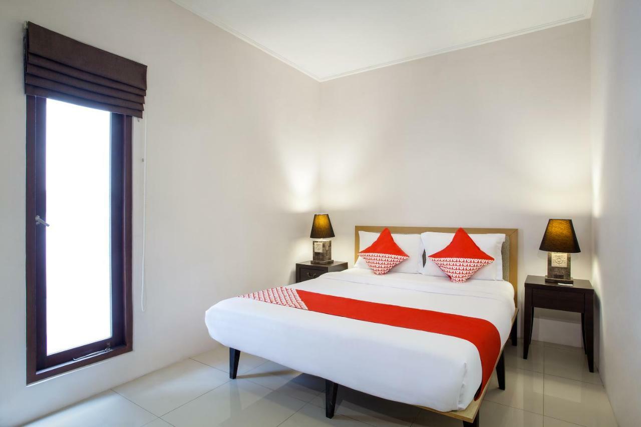 Oyo 107 Kusuma Kemang Suite Jacarta Exterior foto