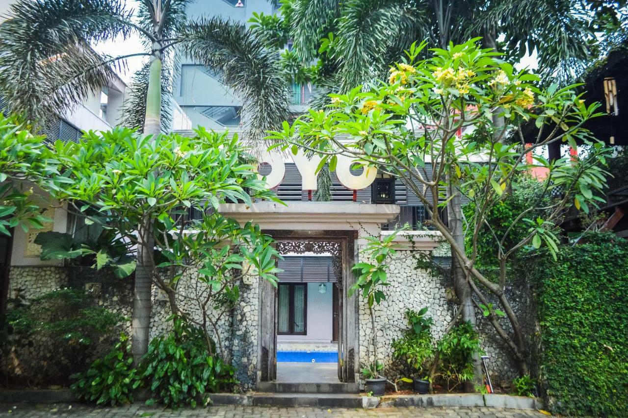 Oyo 107 Kusuma Kemang Suite Jacarta Exterior foto