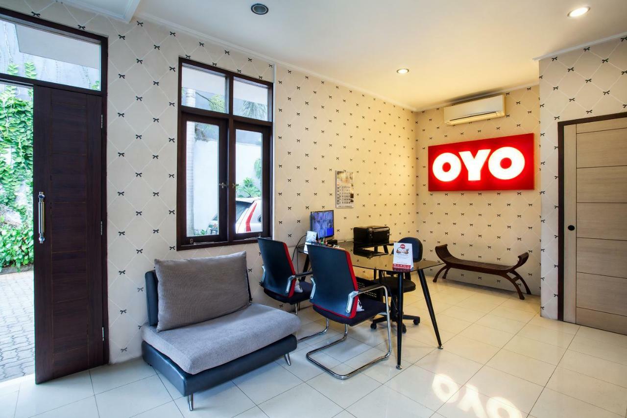 Oyo 107 Kusuma Kemang Suite Jacarta Exterior foto